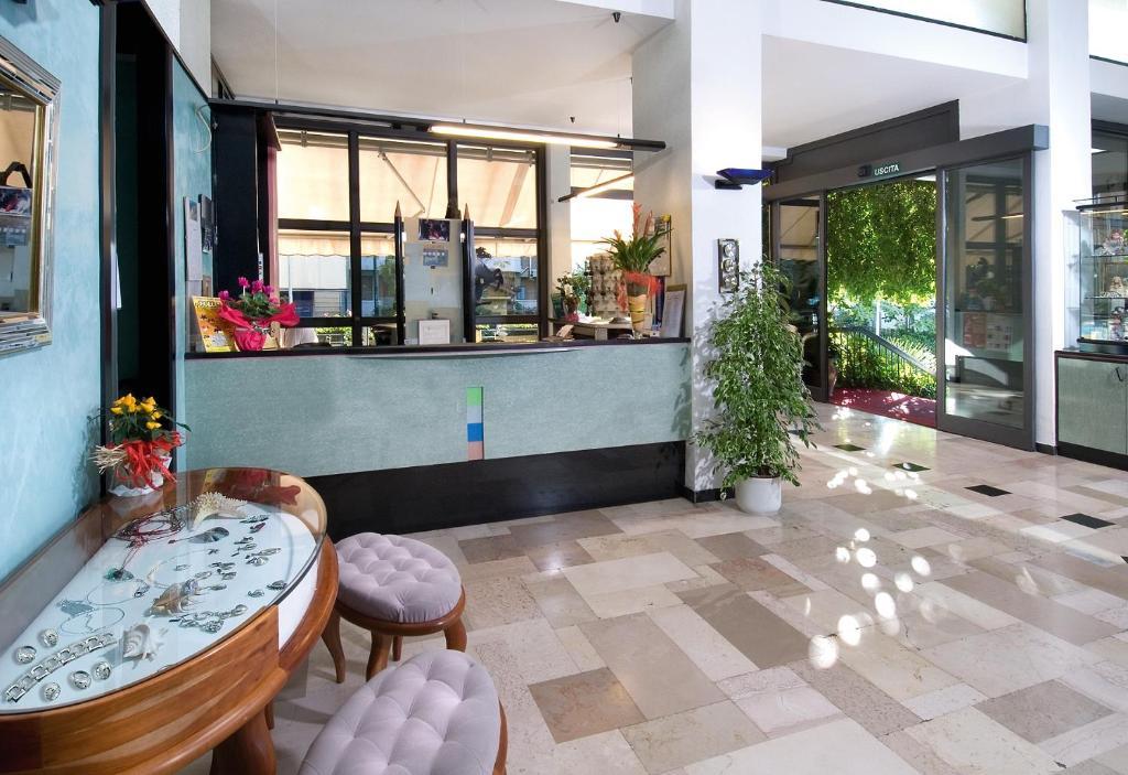 Hotel Acropolis Cattolica Eksteriør billede