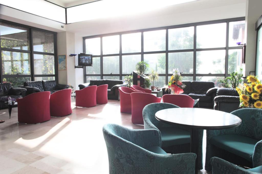Hotel Acropolis Cattolica Eksteriør billede