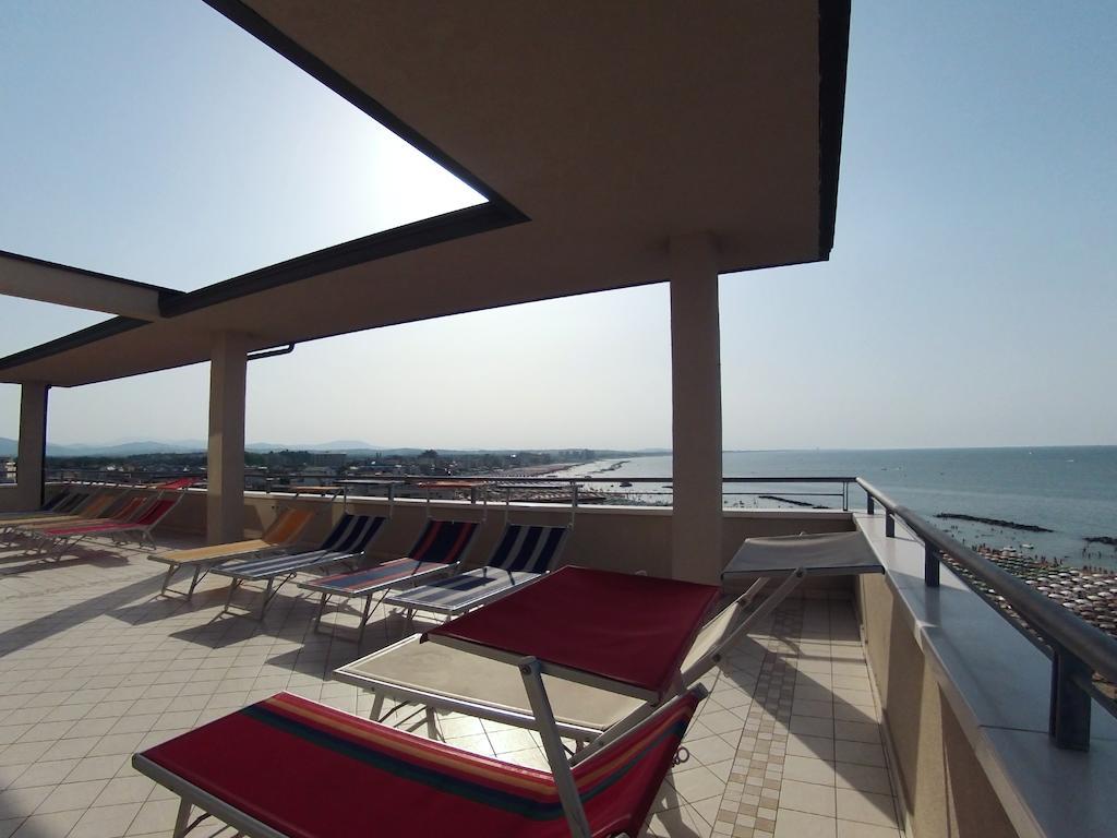 Hotel Acropolis Cattolica Eksteriør billede